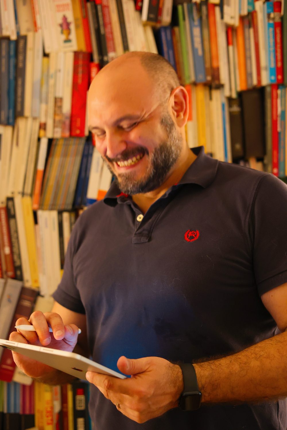 Luca legge le risposte degli iscritti alla newsletter